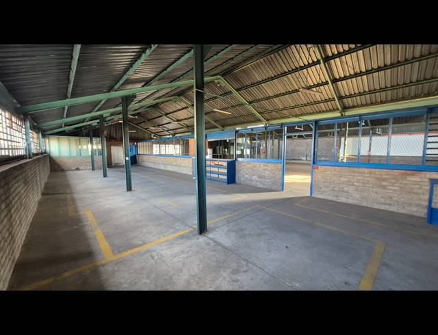 1,594M² FACTORY TO LET IN ANDERBOLT